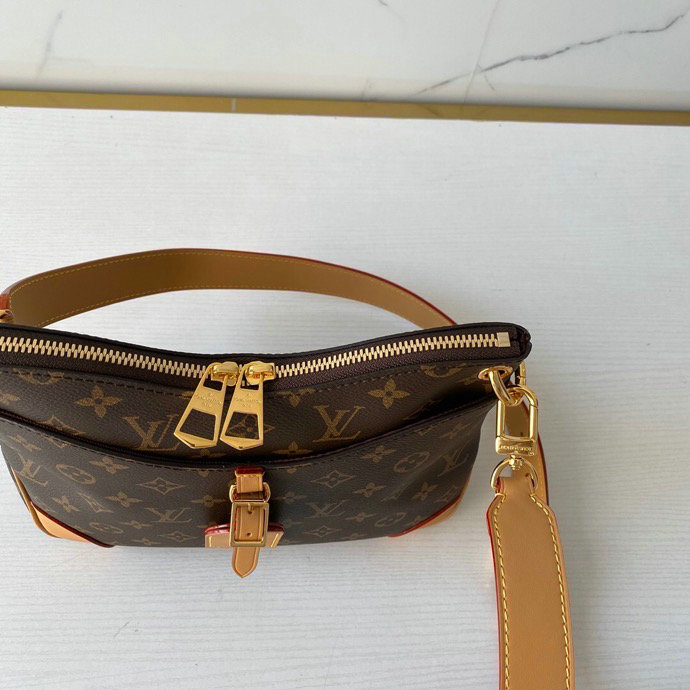 Louis Vuitton Odeon PM Natural M45353