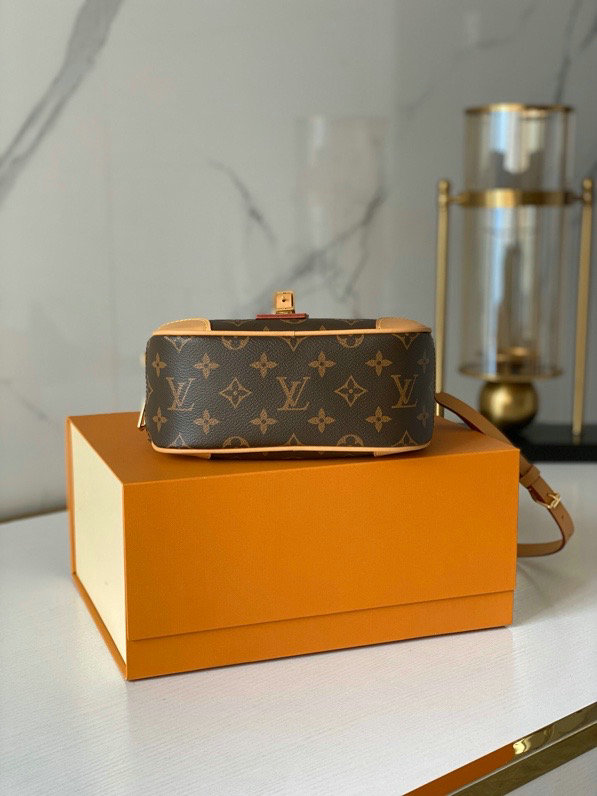 Louis Vuitton Deauville Mini M45528