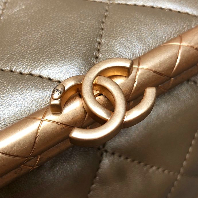 Chanel Lambskin Clasp Bag Gold AS1886