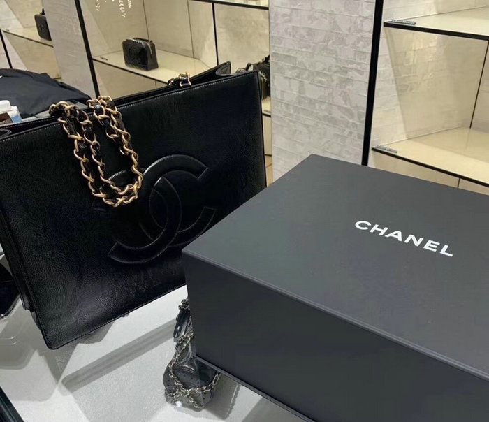 Chanel Shiny Aged Calfskin Shopping Bag AS1943