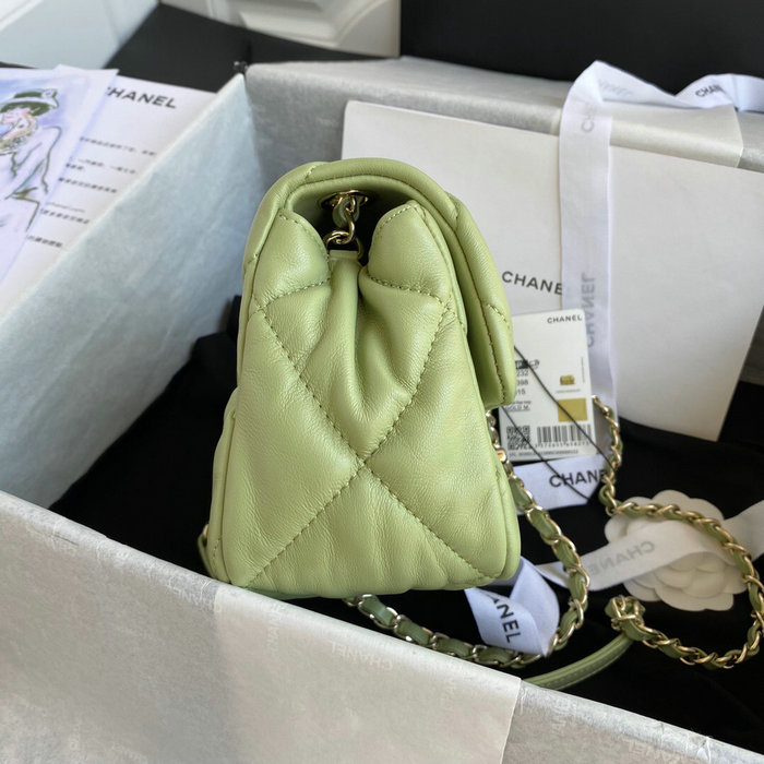 Chanel Leather Small Flap Bag Green AS2232