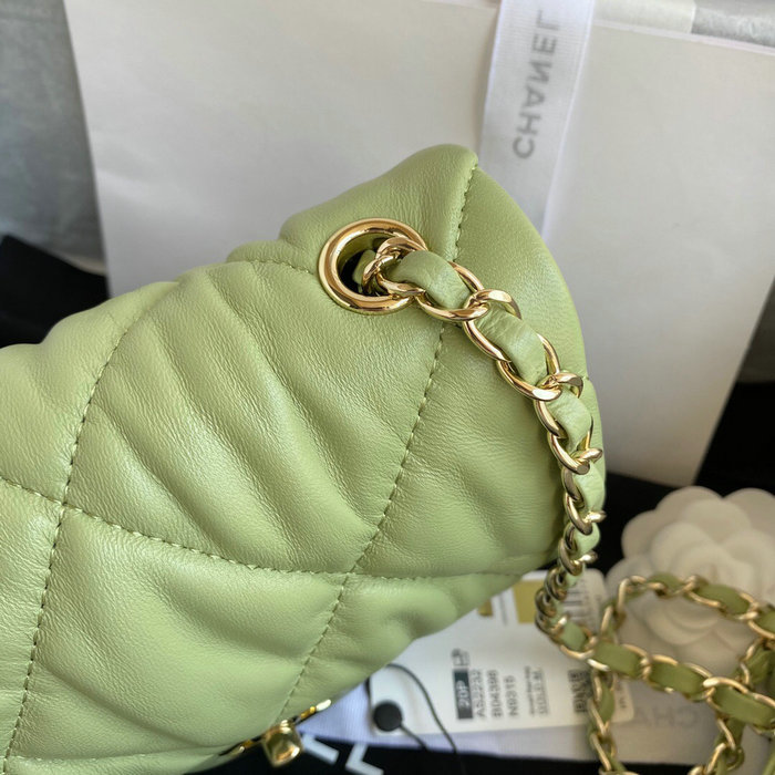 Chanel Leather Small Flap Bag Green AS2232