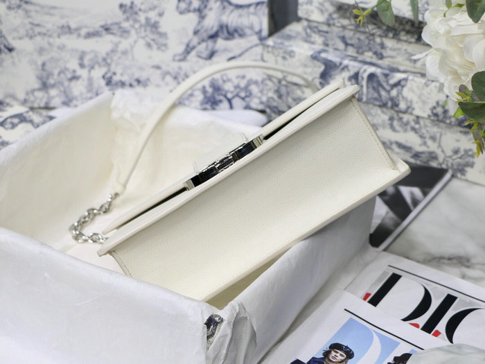 Dior Grained Calfskin 30 Montaigne Chain Bag White M9208