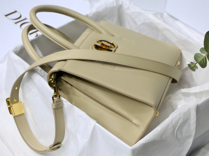 Dior Medium St Honore Tote Beige M8012