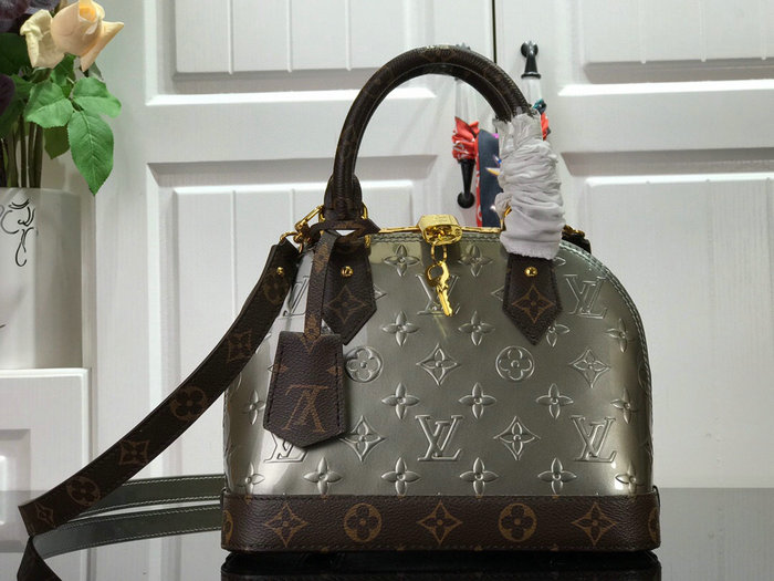 Louis Vuitton Alma BB M44389