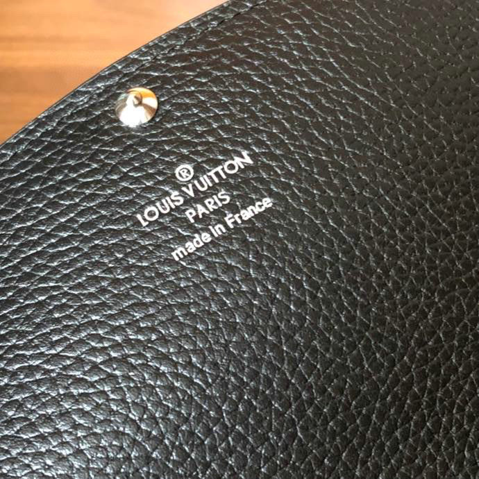 Louis Vuitton Mahina Leather Iris Wallet Black M60143