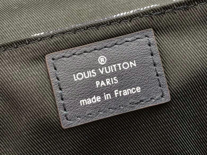 Louis Vuitton Trunk Messenger M57282