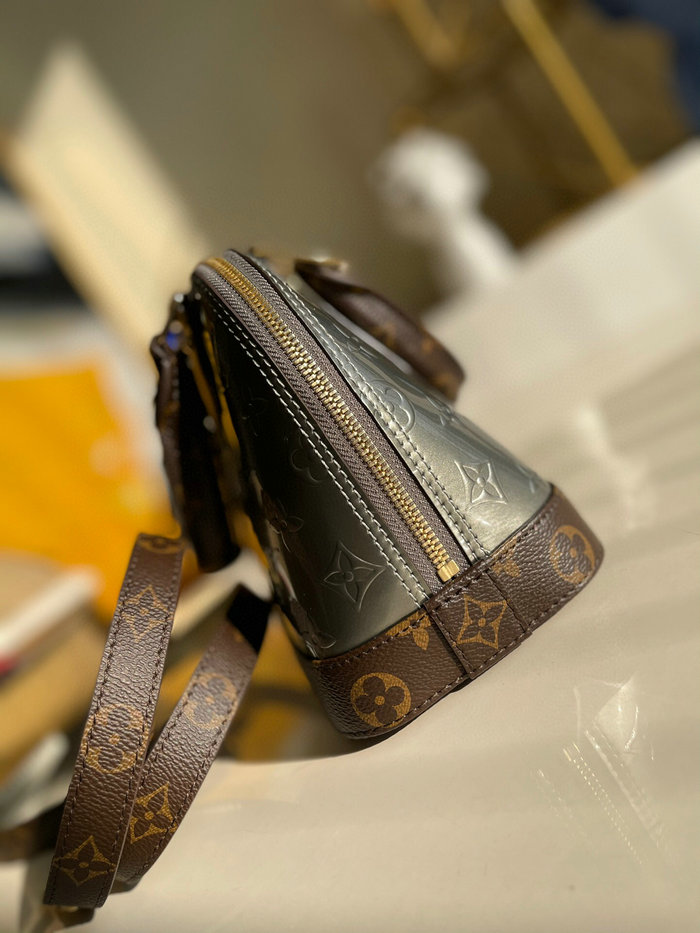 Louis Vuitton Alma BB M90584