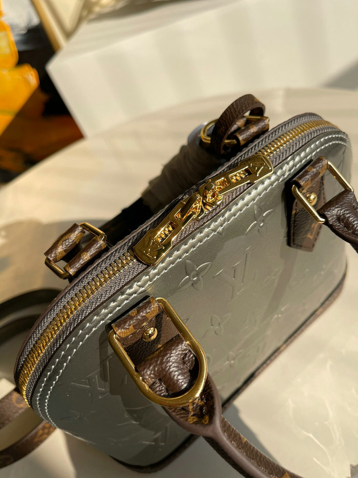 Louis Vuitton Alma BB M90584