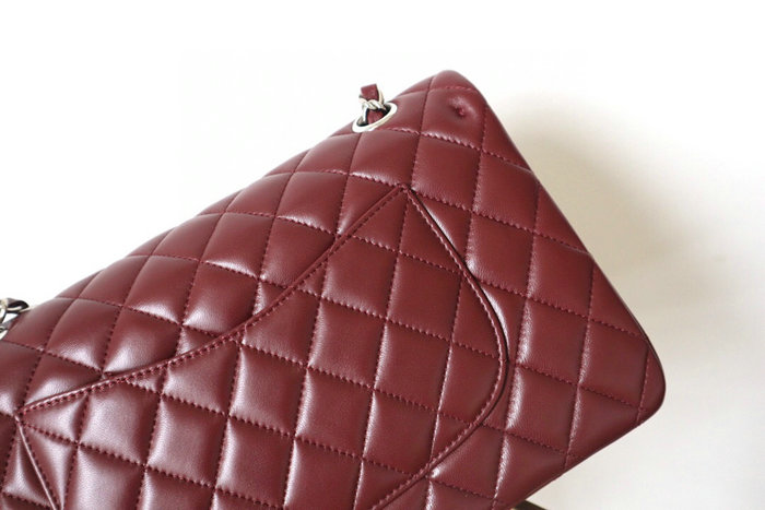 Classic Chanel Lambskin Flap Shoulder Bag Burgundy A1112