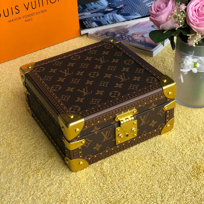 Louis Vuitton Jewelry Box Pink M20040