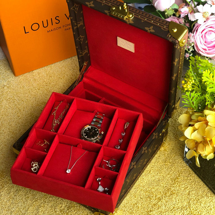 Louis Vuitton Jewelry Box Red M20040