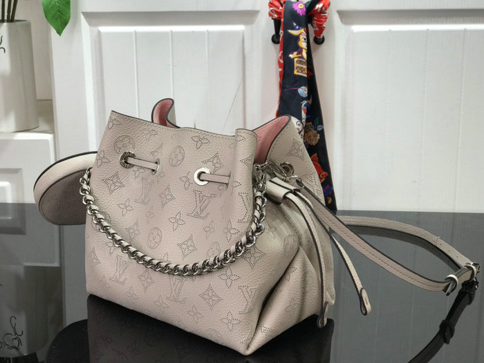 Louis Vuitton Mahina Bella Light Grey M57068