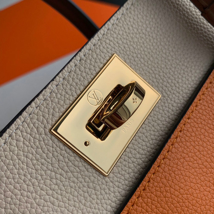 Louis Vuitton On My Side Orange M53823