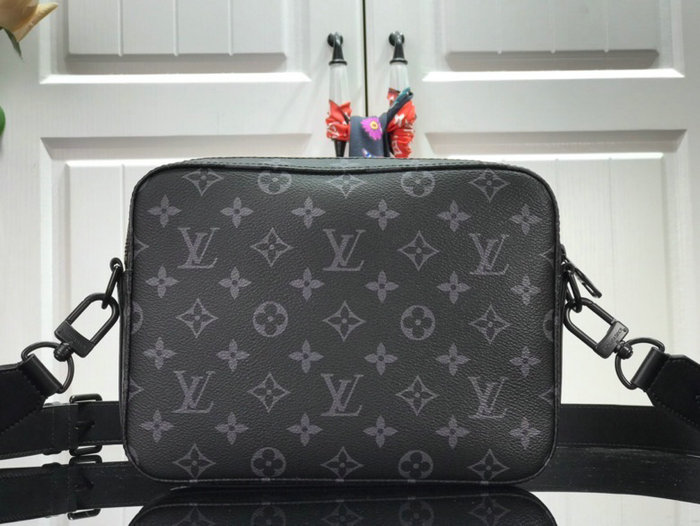 Louis Vuitton Steamer Messenger M45585