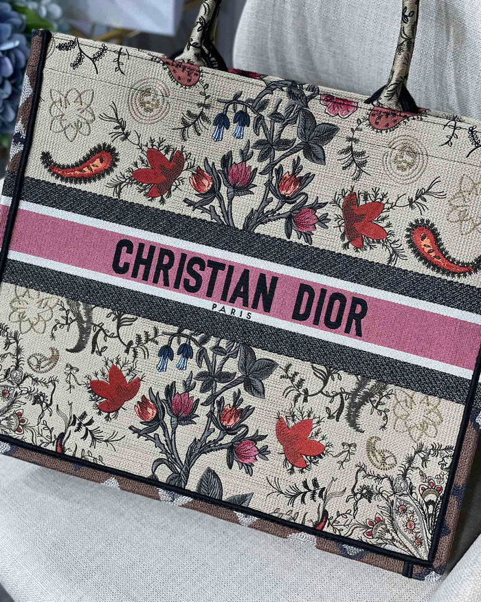 Dior Embroidered Canvas Book Tote MD19041