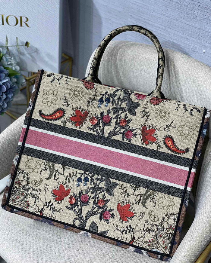 Dior Embroidered Canvas Book Tote MD19041