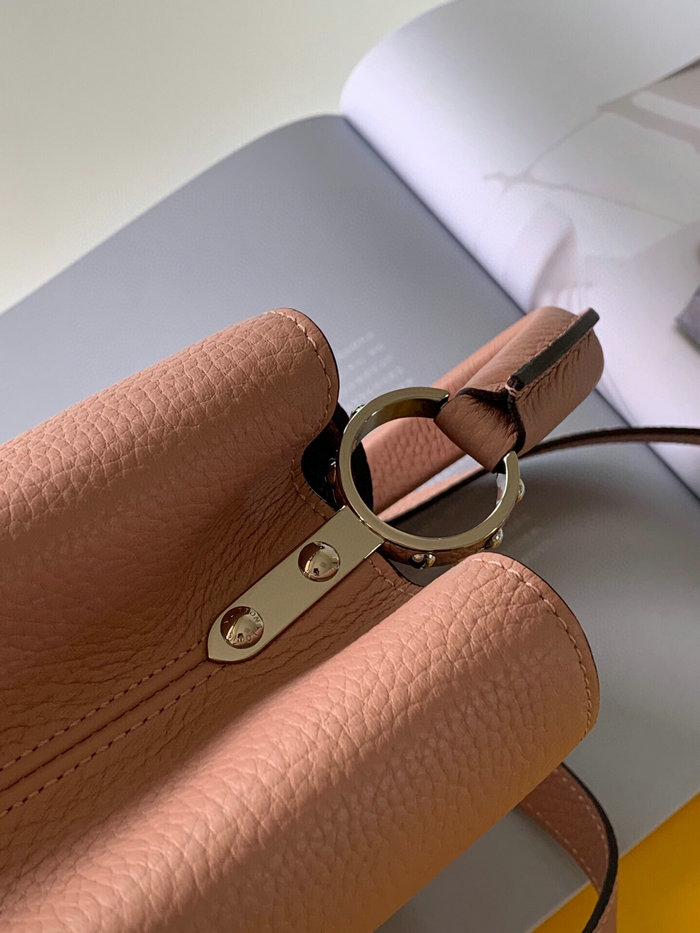 Louis Vuitton Capucines BB Nude M94517