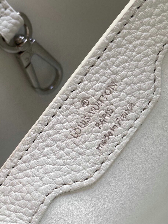 Louis Vuitton Capucines BB White M53963