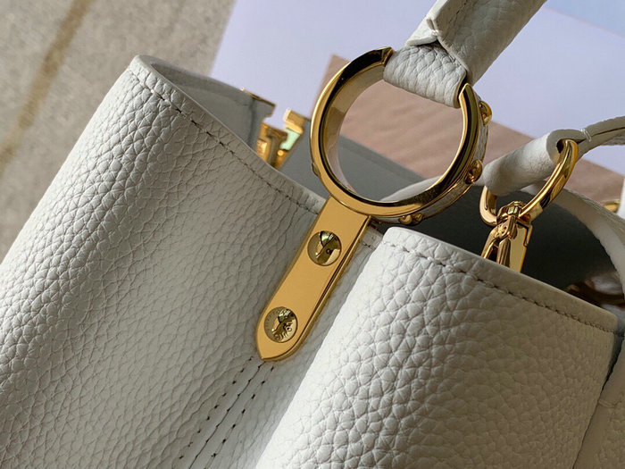 Louis Vuitton Capucines BB White M94517