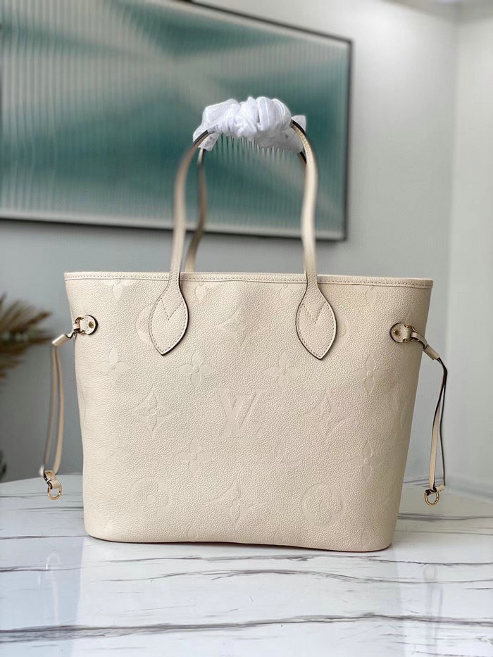 Louis Vuitton Neverfull MM Tote Bag Cream M45684