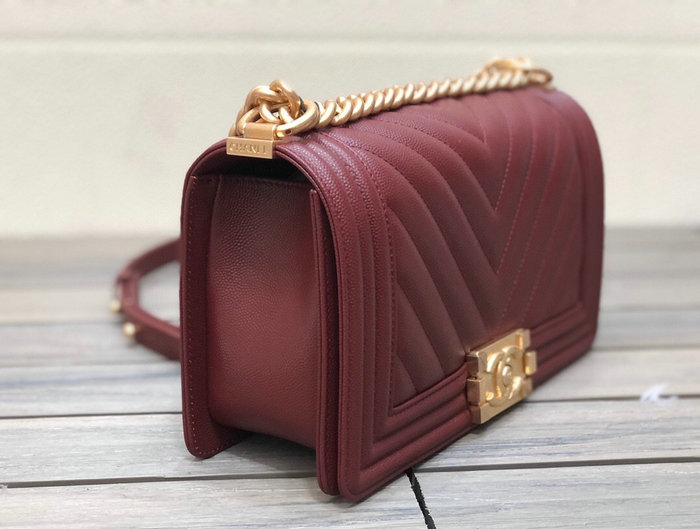 Medium Chanel Chevron Grain Calfskin Boy Bag Burgundy A67086