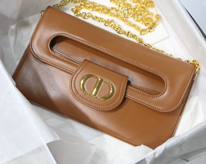 Dior Medium Diordouble Bag Camel M8018