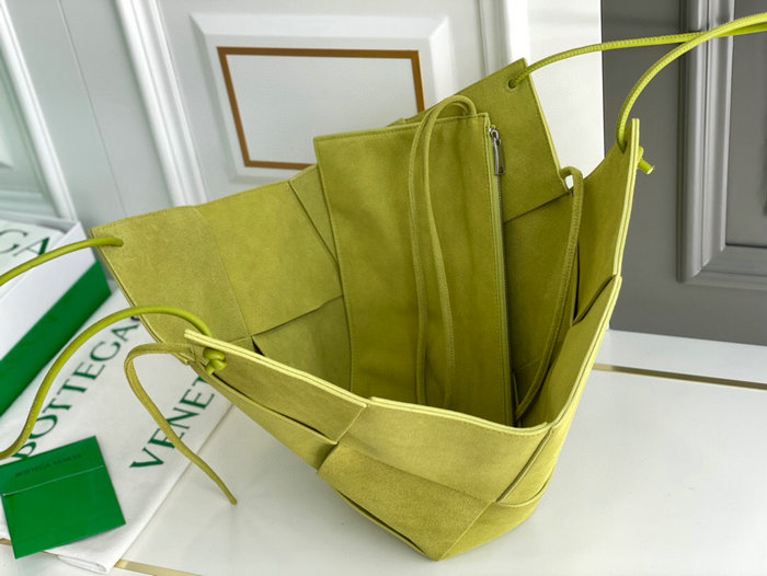 Bottega Veneta Intrecciato Suede Tote Bag Green B72901