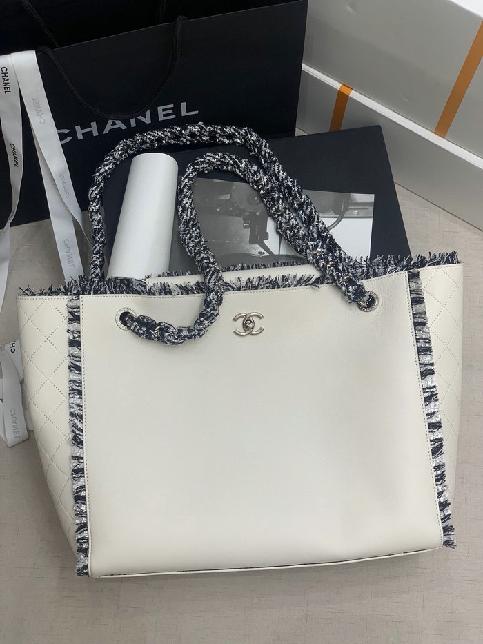 Chanel Calfskin Shoulder Bag White AS8485