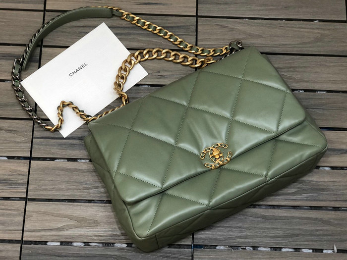 Chanel 19 Lambskin Maxi Flap Bag Green AS1162