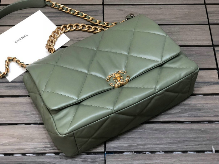 Chanel 19 Lambskin Maxi Flap Bag Green AS1162