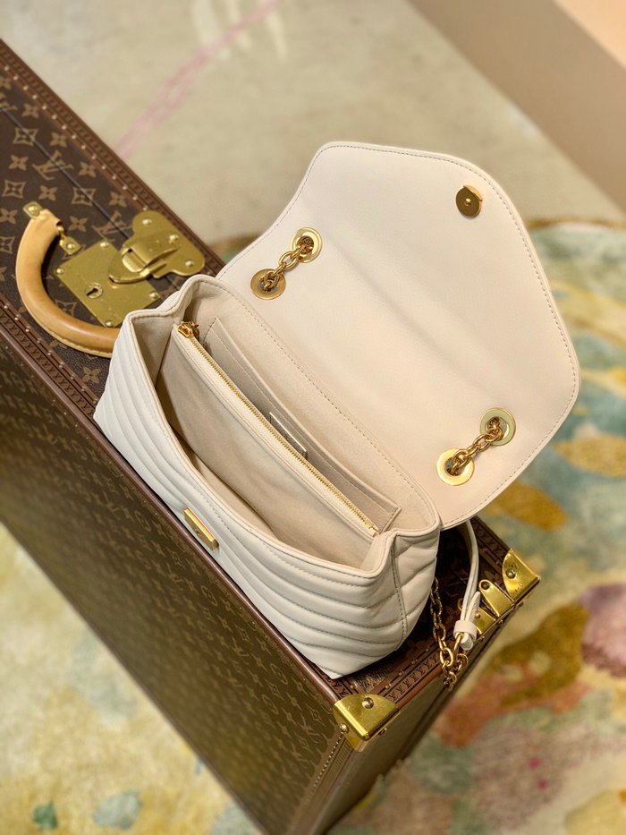 LV New Wave Chain Bag White M58664