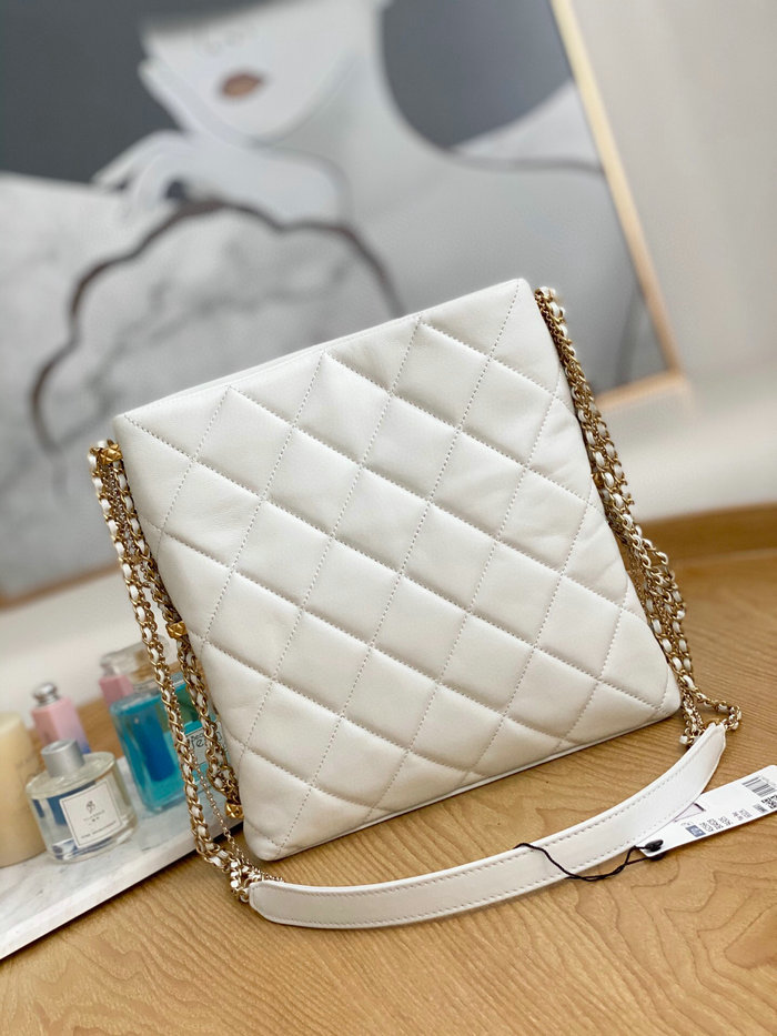 Chanel Lambskin Shoulder Bag White AS2564