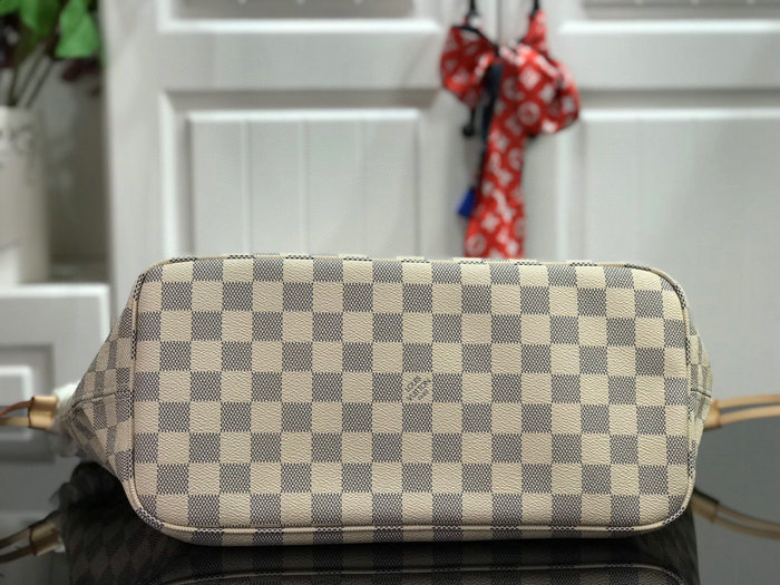 Louis Vuitton Damier Azur Canvas NEVERFULL MM Beige N41605