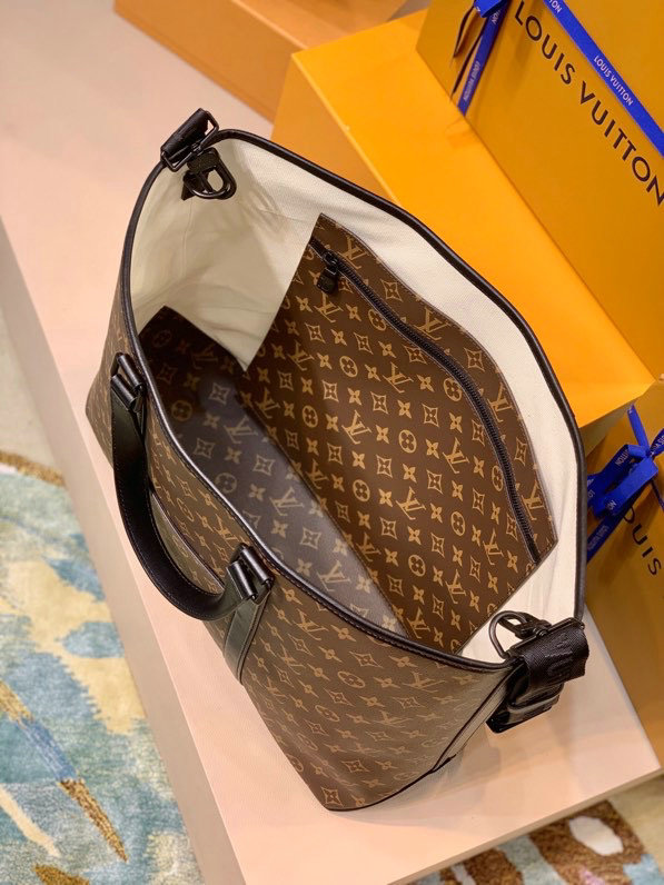 Louis Vuitton Weekend Tote GM M45733