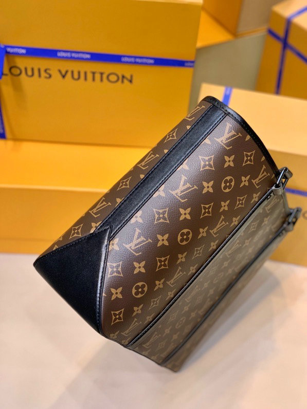 Louis Vuitton Weekend Tote PM M45734