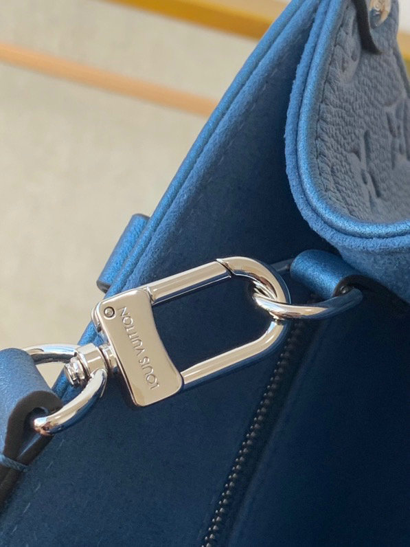 Louis Vuitton ONTHEGO PM Blue M45653