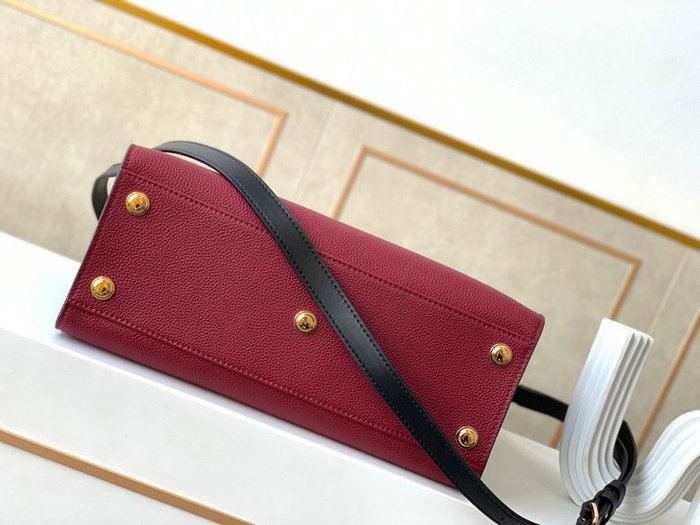 Louis Vuitton On My Side Burgundy M53823