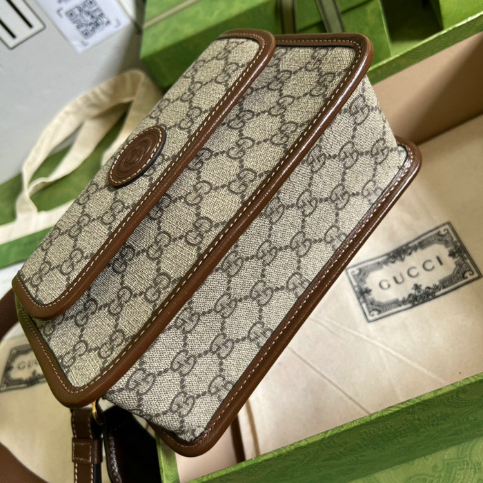 Gucci Messenger bag with Interlocking G 674164