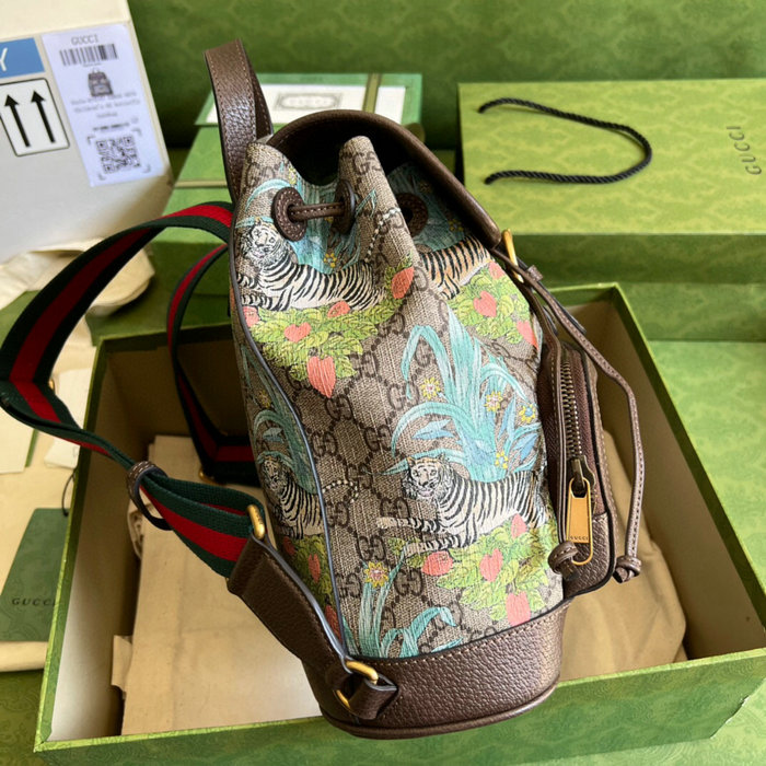 Gucci Backpack with Interlocking G 674147 with print