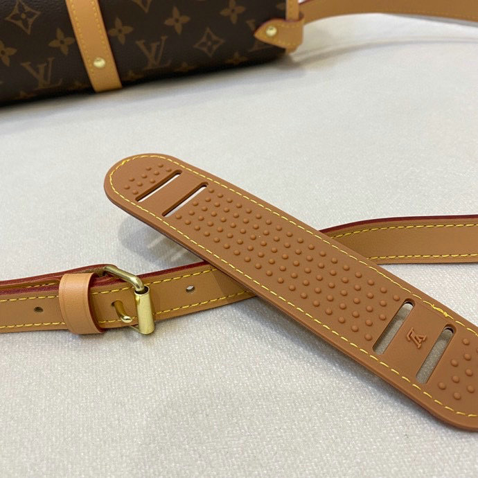 Louis Vuitton Monogram Canvas Saumur MM M40710