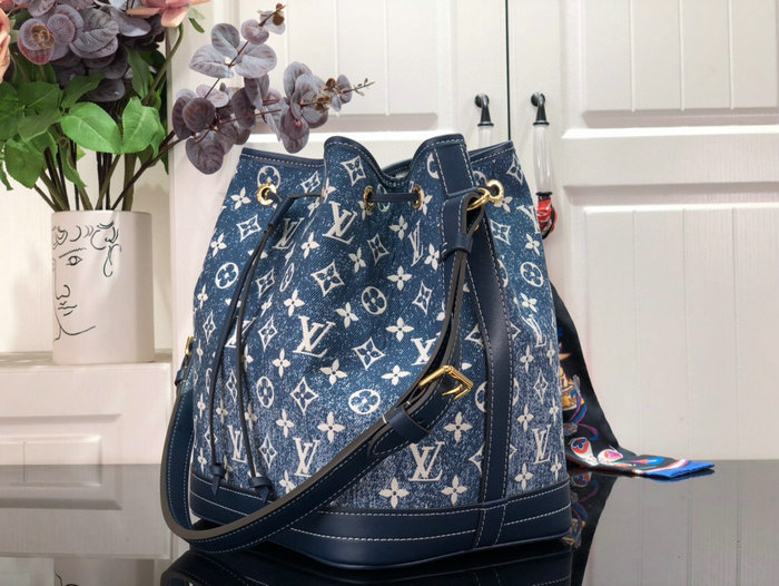 Louis Vuitton Petite Noe Bag M59606