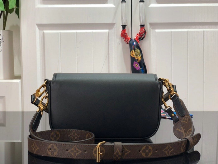 Louis Vuitton Swing Black M20393