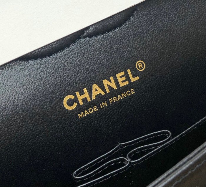 Classic Chanel Chevron Medium Flap Bag Black with Gold CF1112