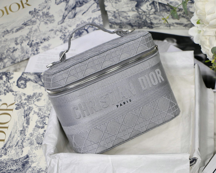 Dior Diortravel Vanity Case Grey DM9039