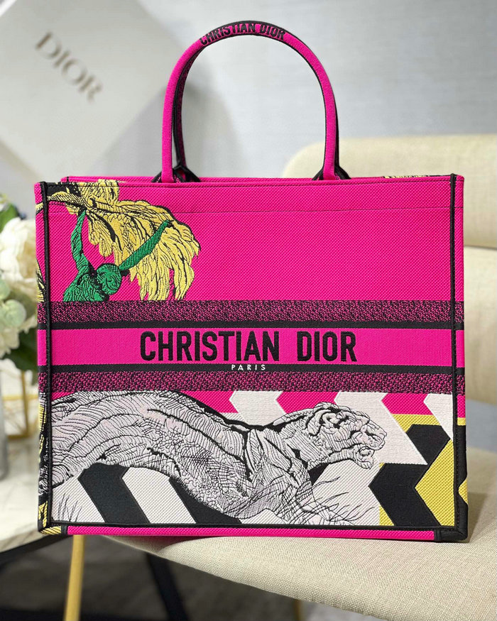 Dior Embroidered Canvas Book Tote M1286618