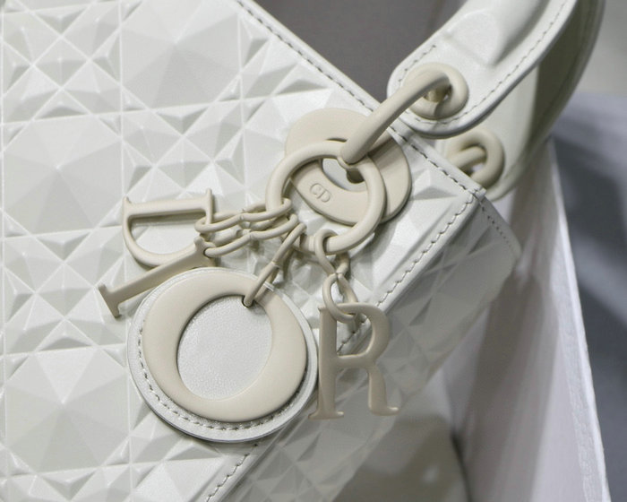 Mini Lady Dior Bag White DM6003