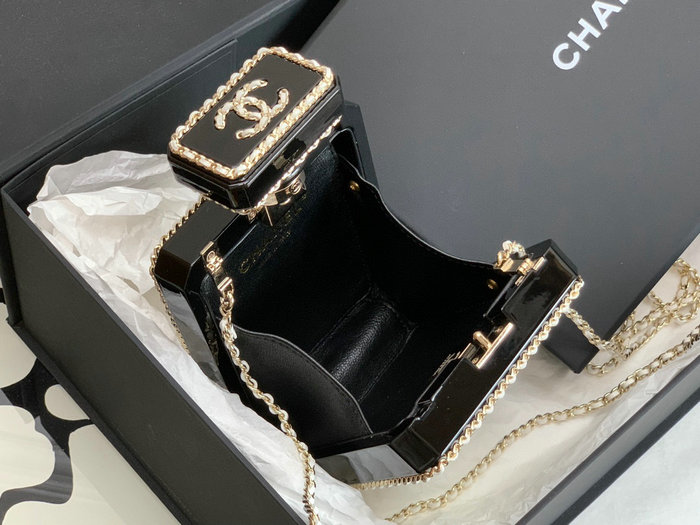 Chanel No 5 Perfume Bottle Bag SS20113