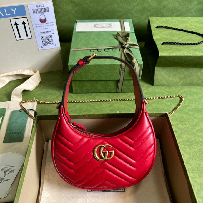 Gucci GG Marmont half-moon-shaped mini bag red 699514