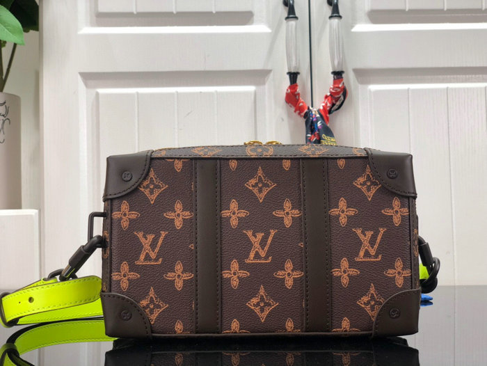 Louis Vuitton Soft Trunk Wearable Wallet M81246